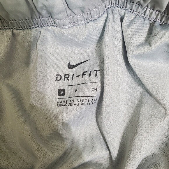Nike gray lined athletic shorts small - Picture 6 of 7